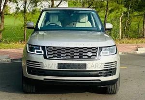 Land Rover Range Rover Vogue 2018 Gold