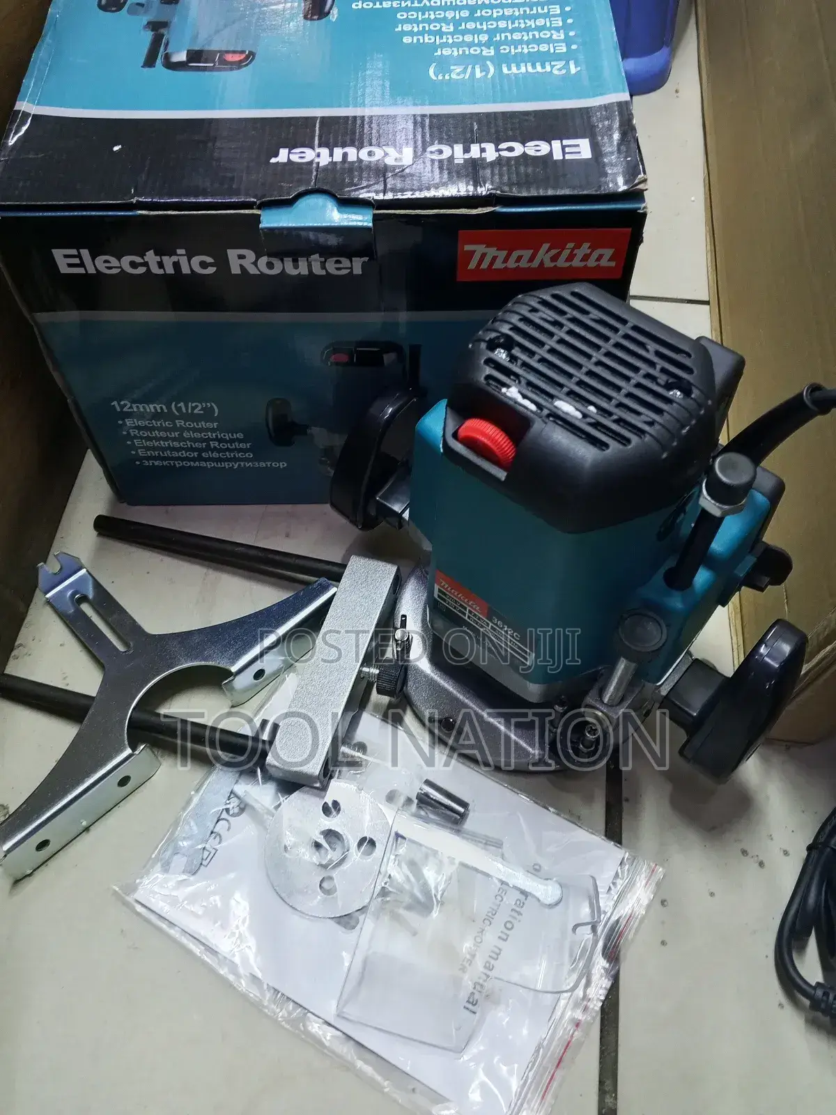 Electric Wood Router/Makita