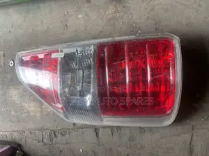 Toyota Noah Backlights(2008)