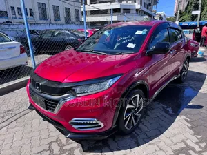 Honda Vezel 2020 Red