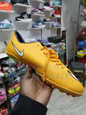 Nike Mustard Football Soccer Ag Trainers