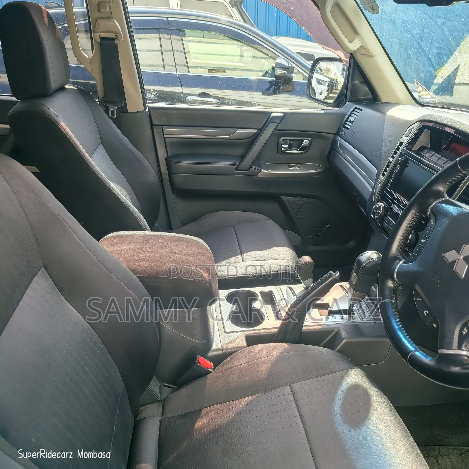 Mitsubishi Pajero 2018 Black