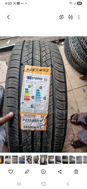 235/65 R 17 Boto Highway Tyres