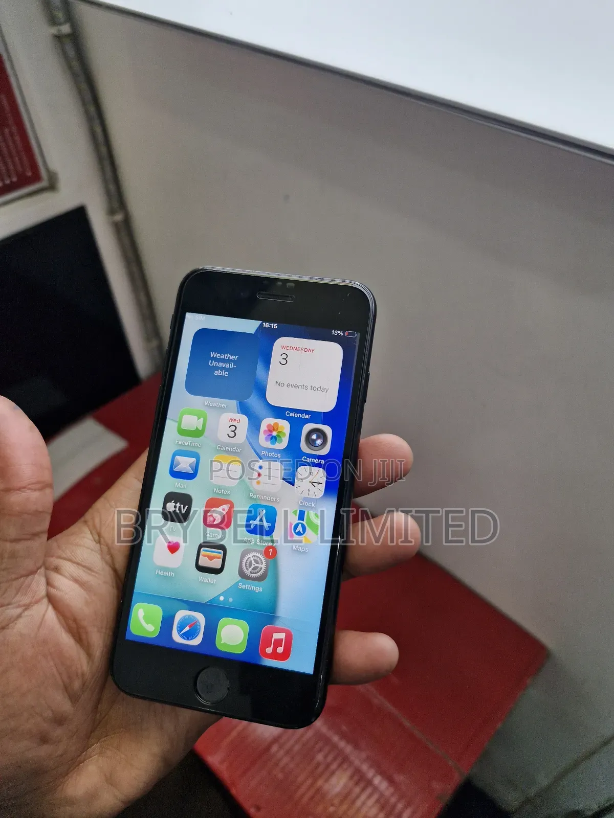 Apple iPhone SE 64 GB Black