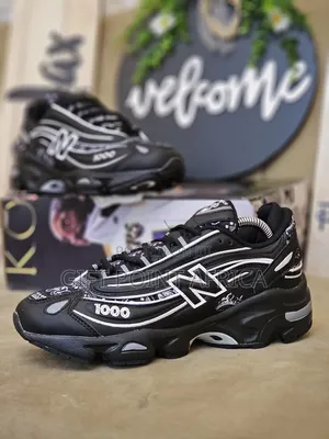 New Balance 1000 Unisex Sneakers