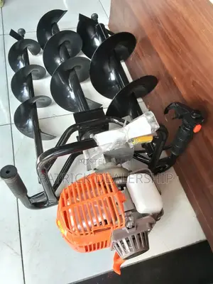 Driller/Earth Auger Machine