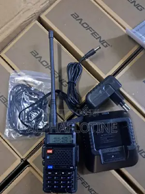 Baofeng Dual Band Uv-82 Walkie Talkie for Security/Communication Use.