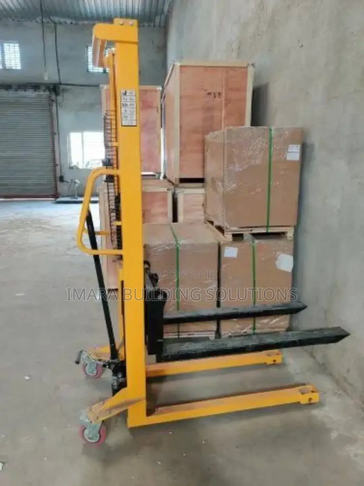 Hydraulic Manual Stacker – Safety Enhanced Design