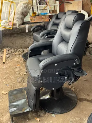 Kinyozi Barber Chair