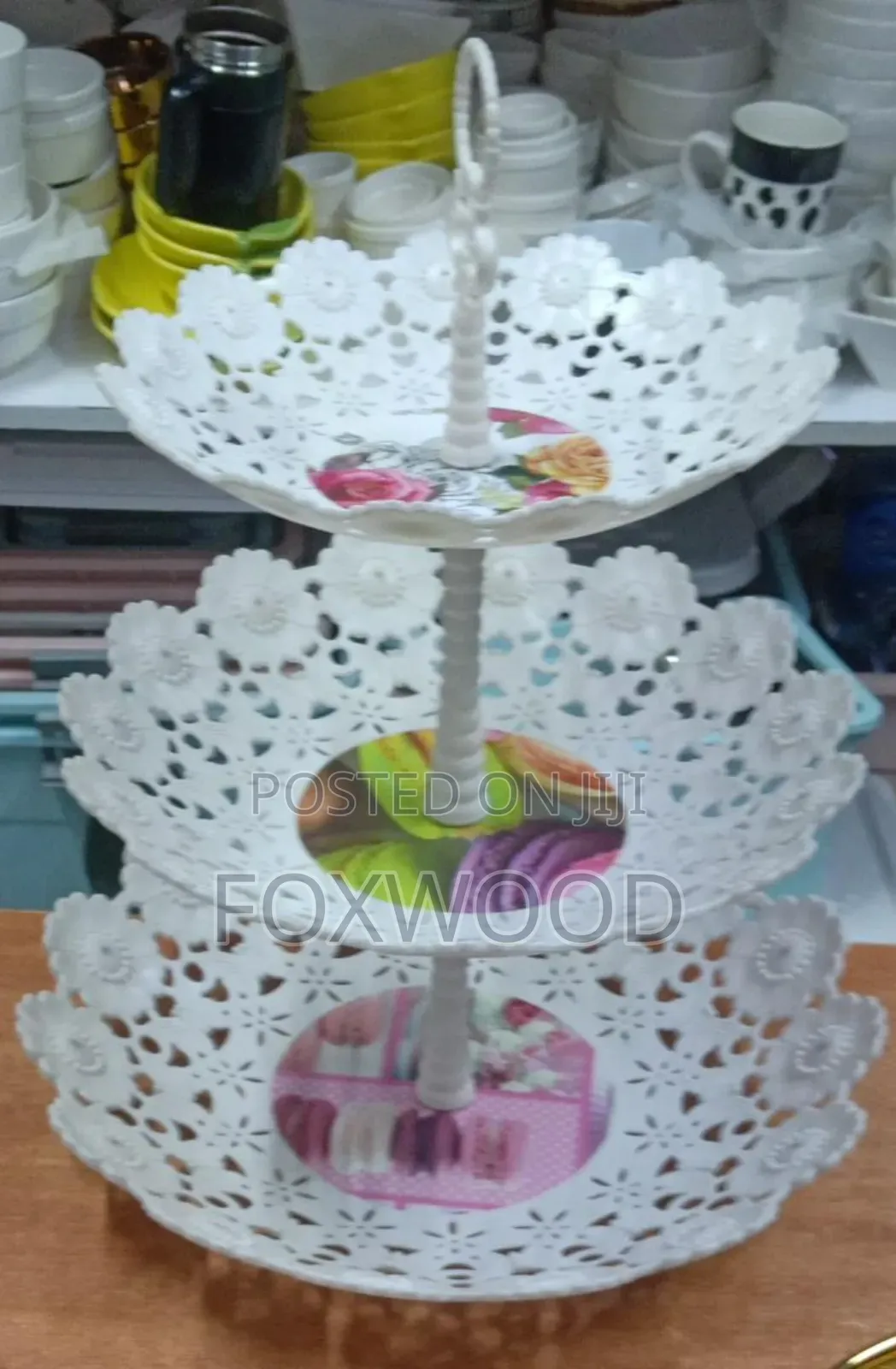Plastic Round Cake Stand Layer.