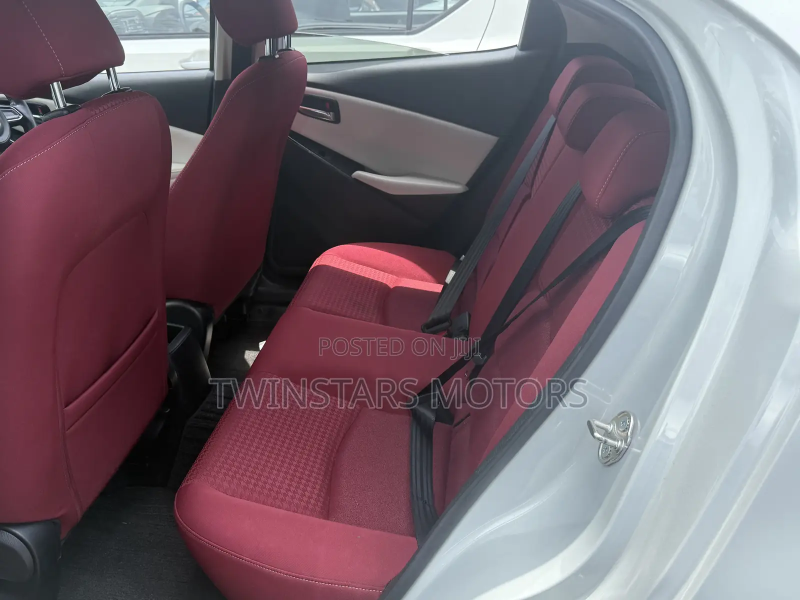 Mazda Demio 2018 White