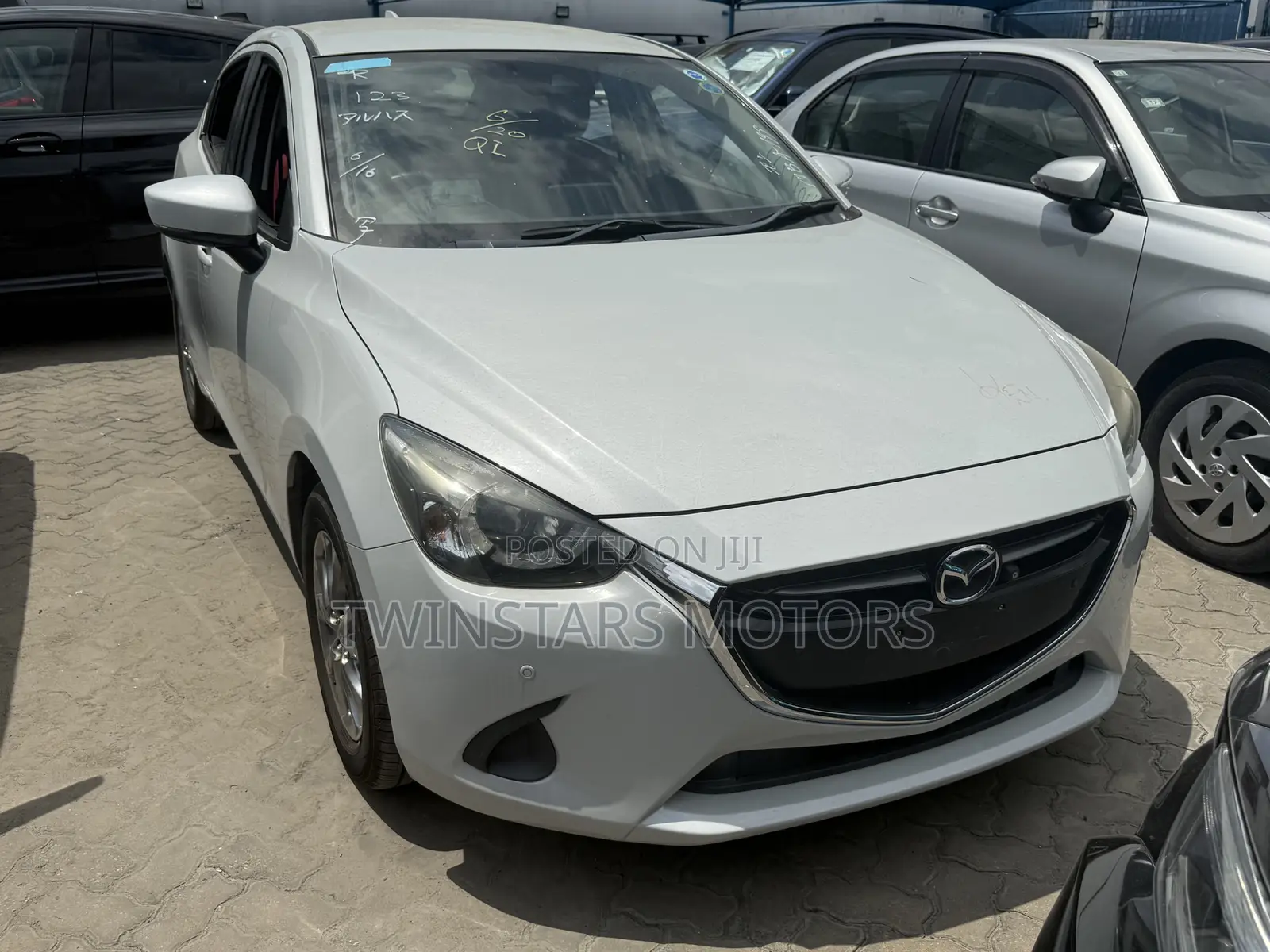 Mazda Demio 2018 White