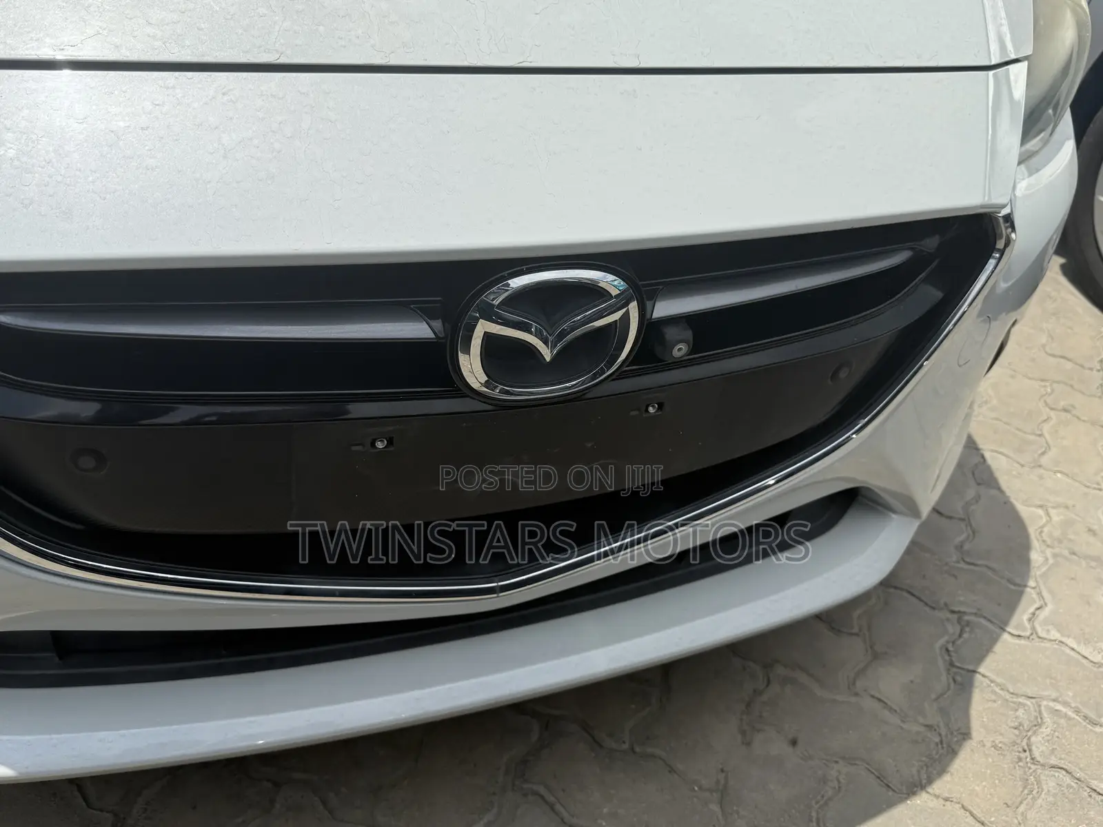 Mazda Demio 2018 White