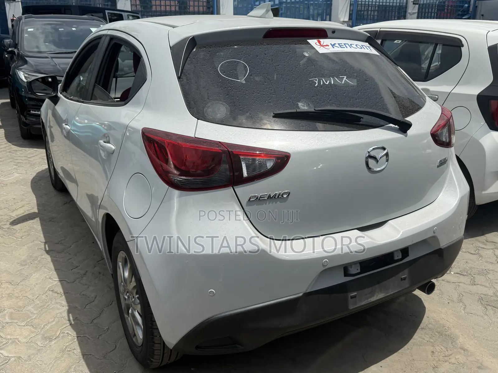 Mazda Demio 2018 White