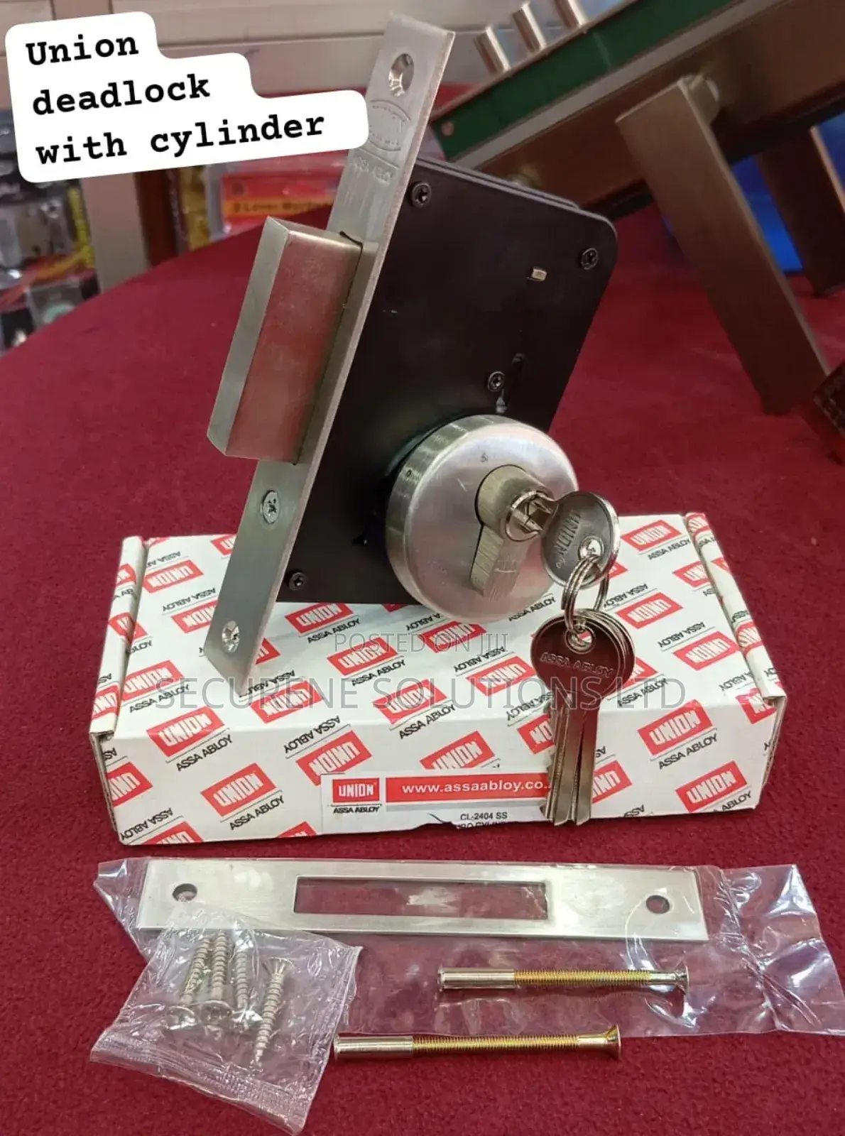 Union Deadlock With a Cylinder