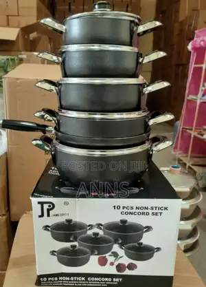 *James Pot Black Cookware Set