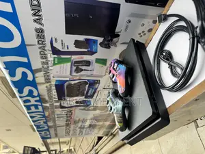 Ps4 Slim 1tb , 18 Games, (2 Pads New)