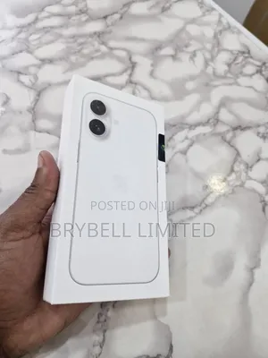 New Apple iPhone 16 128 GB White