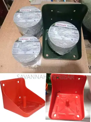 Horse Mounting Mineral Salt Block Holder for Cattle, Goat, Sheep