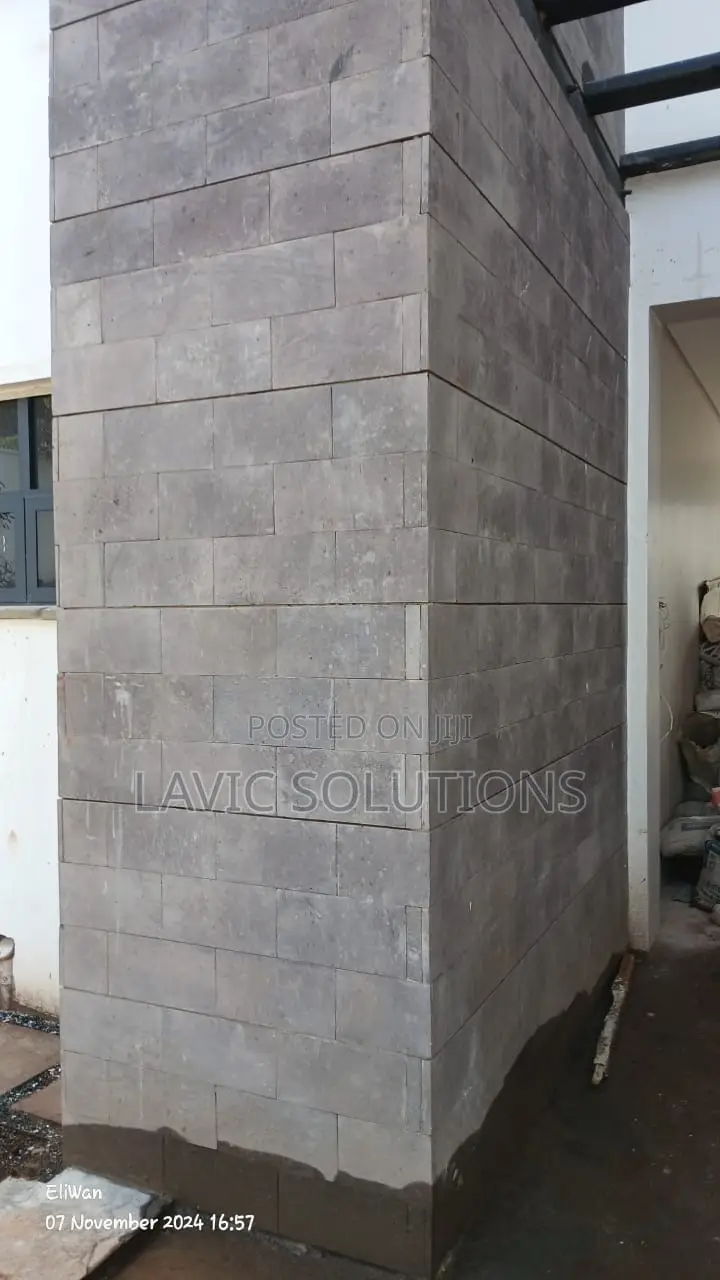 Mazeras Installation