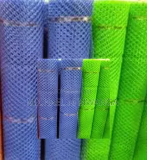 Durable Plastic Mesh 1m Long