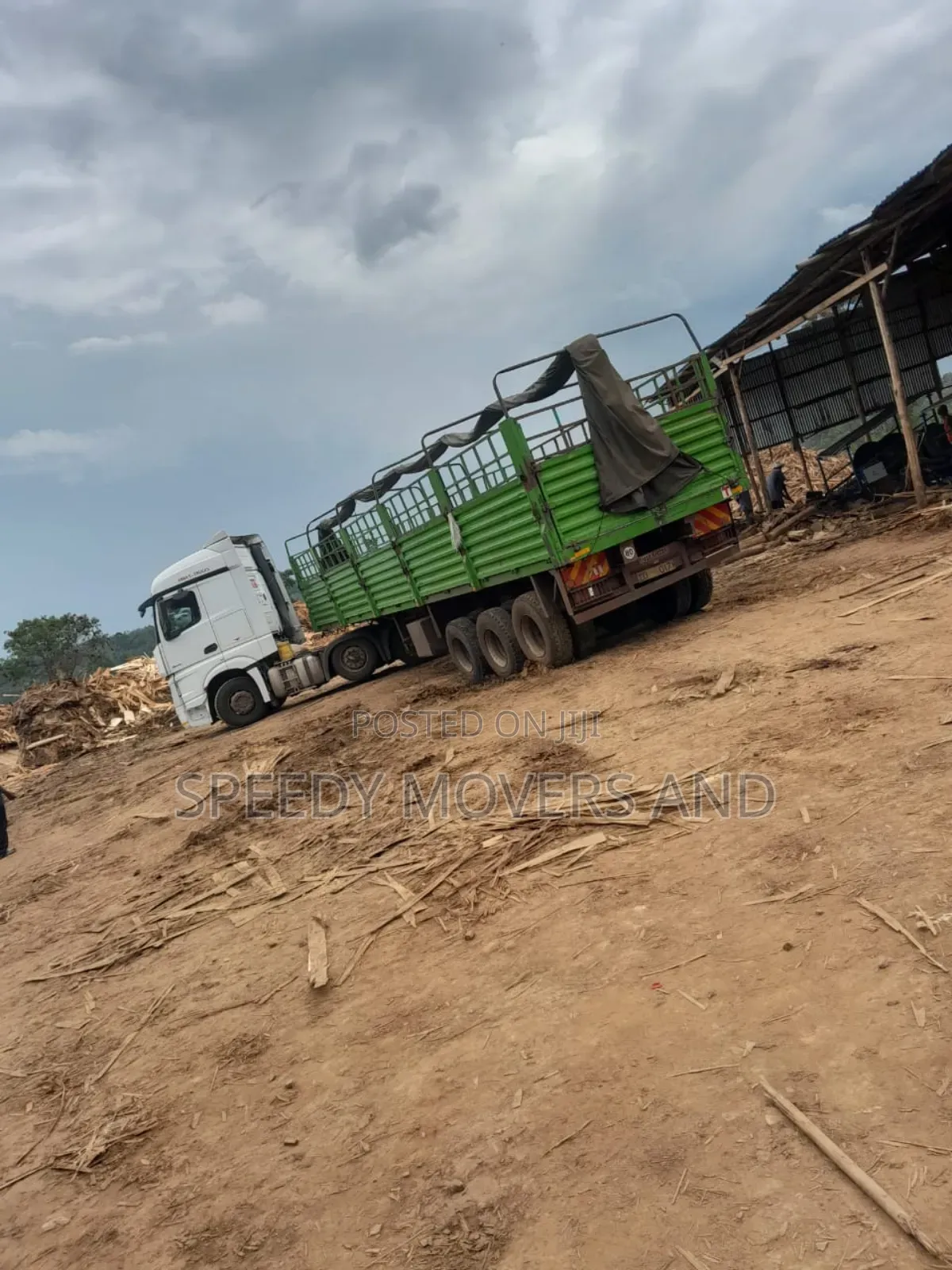 Transit Trailer at Hand for Logistics Services