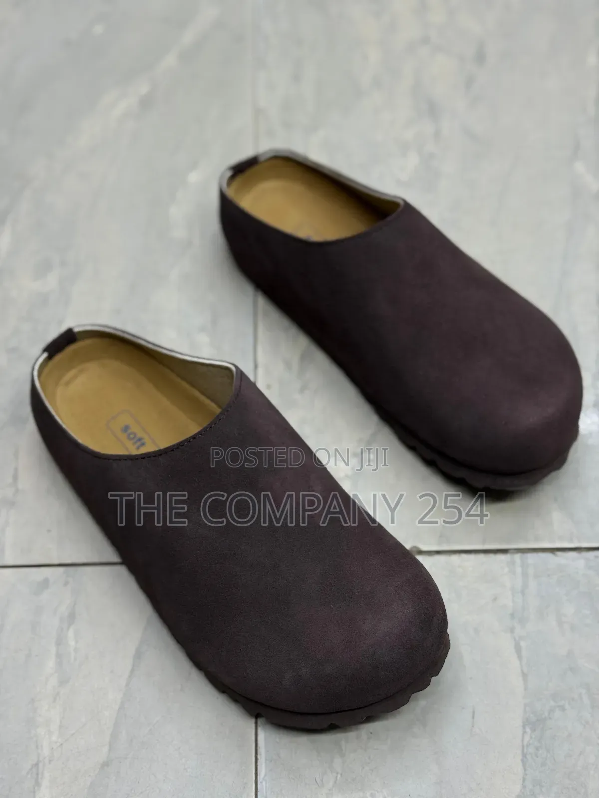 Quality Leather Unisex Sued Closed Crog Sandal Available