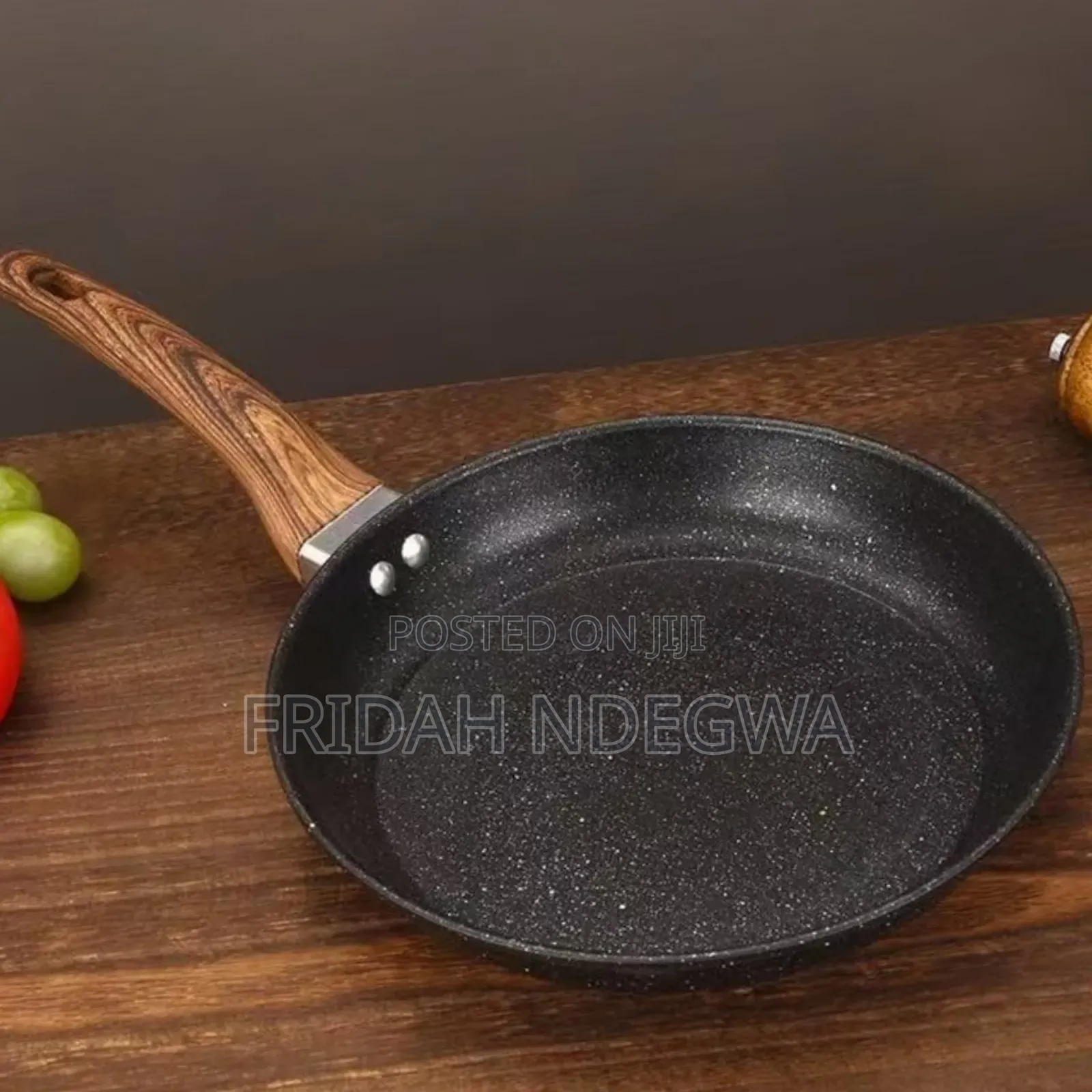 *Frying Pan (Stone) Pan