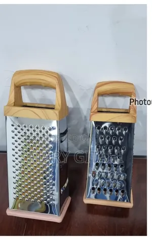 *4 Sided Cube Grater Now Availablemid 9x7x21cm
