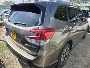 Subaru Forester 2019 Brown