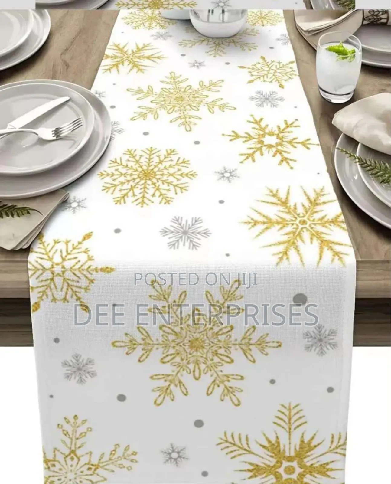 Elegant Table Runner
33*183cm