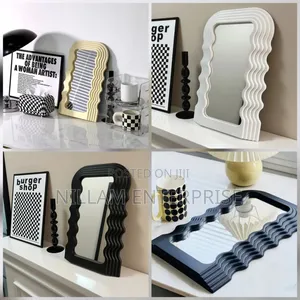 Desktop Wavy Mirror