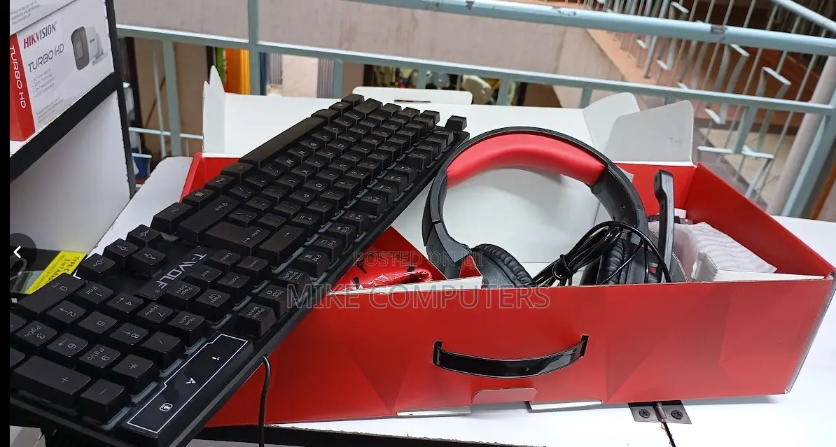 4 in 1 Pc Gaming Keyboard Mouse Headsets