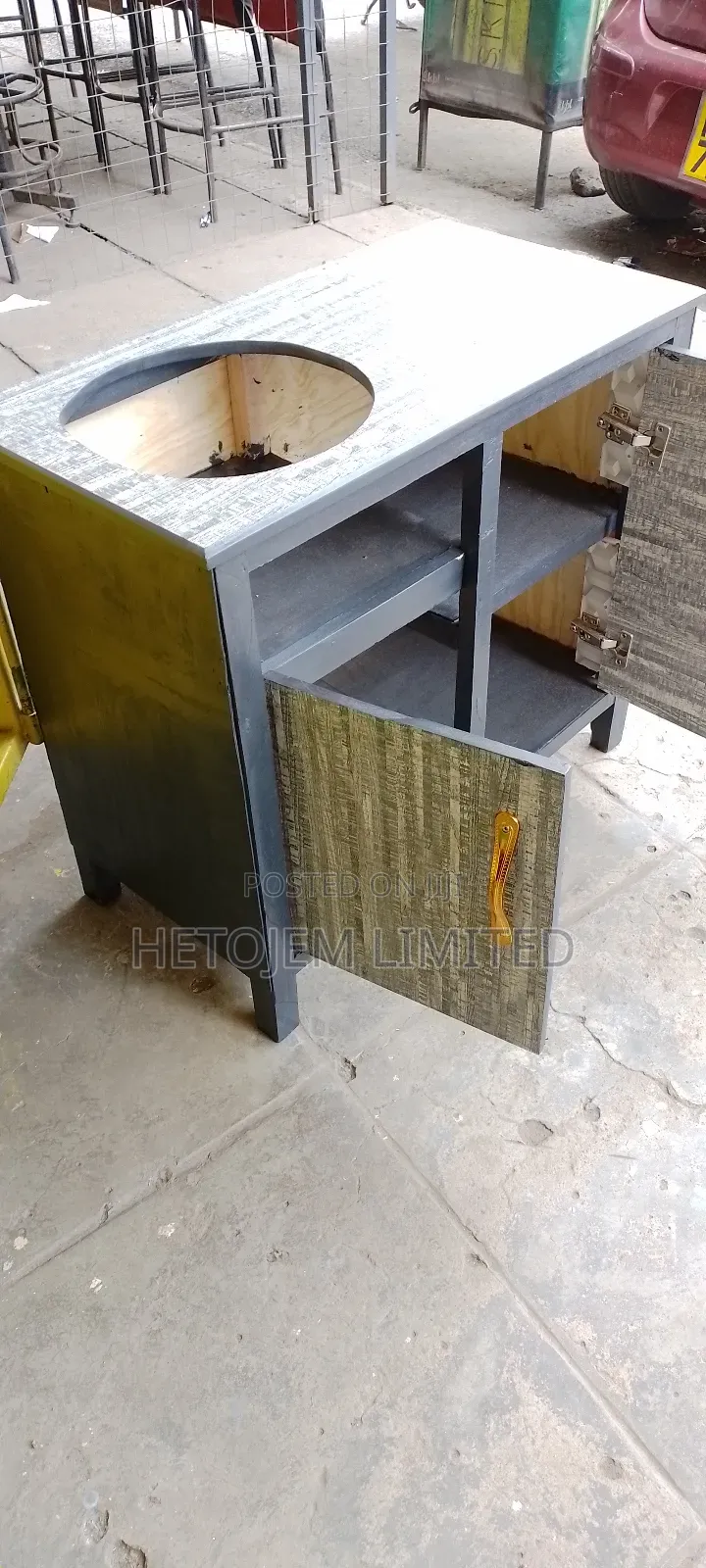 “Multi-Purpose Kitchen Gas Table – Compact Storage + Gas Cylinder