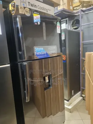 Samsung Fridge 620 LTR Rt85k7111bs