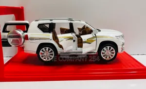 Quality Designed Modified Range Rover Prado Toy Car