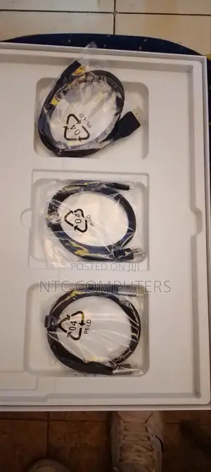 Arzopa "15.6 "Portable Monitor With Three Cables
