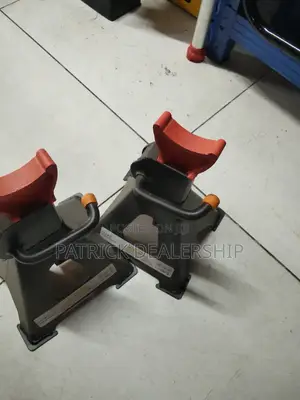 Modern Jack Stand