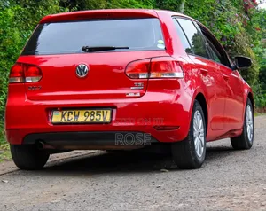Volkswagen Caddy 2012 Red