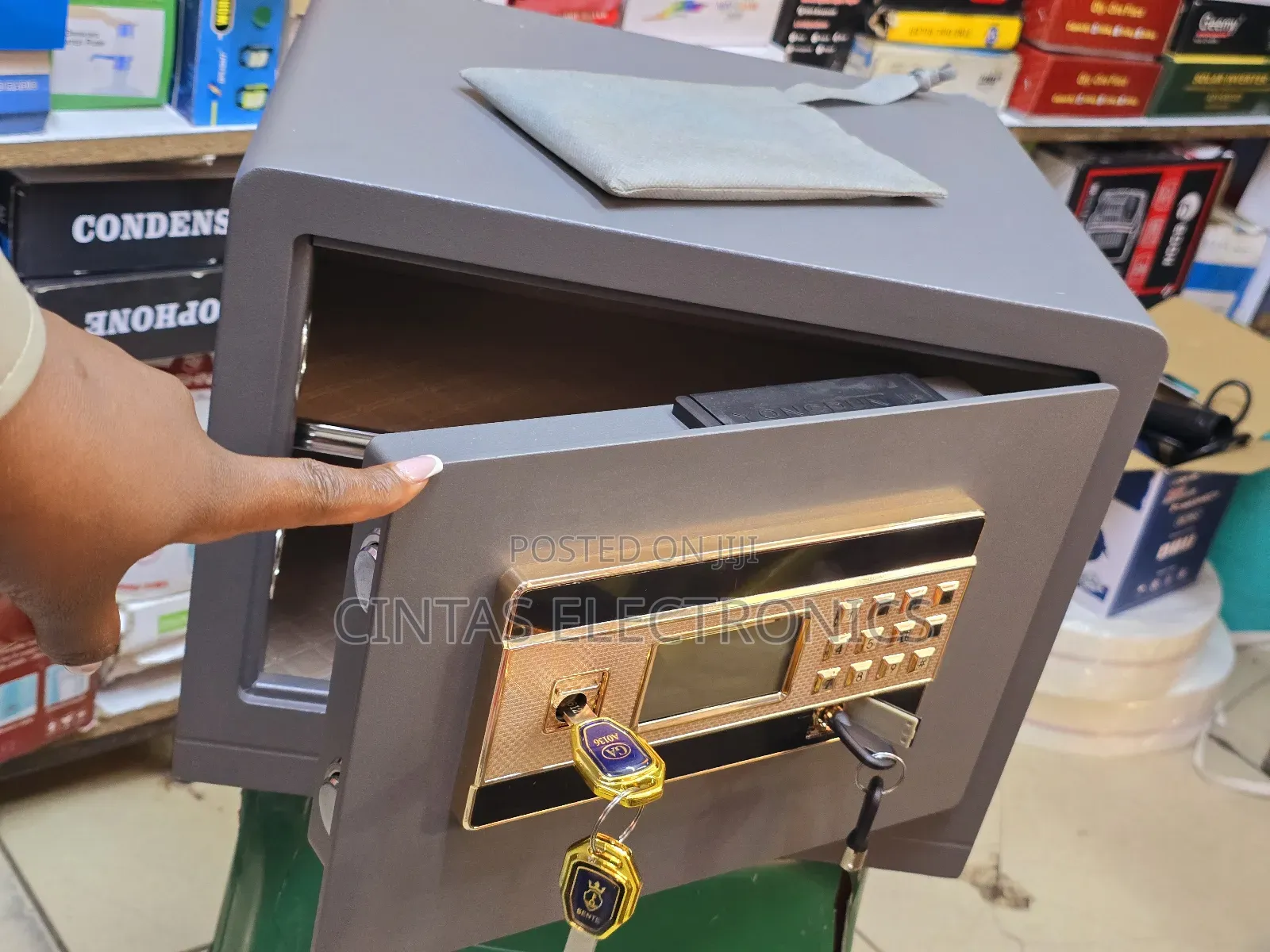 Commercial Safe Box