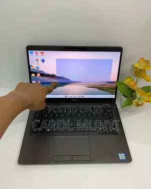 New Laptop Dell Latitude 5300 8GB Intel Core I5 SSD 256GB