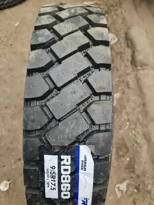 9.5 R17.5 Royayblack Tyres(Diff)