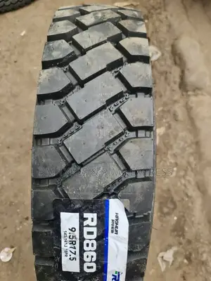 9.5 R17.5 Royayblack Tyres(Diff)