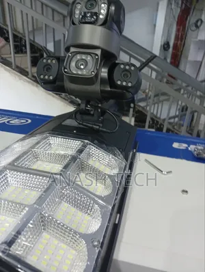 Quality Pictures Videos 3in1 4g Solar Streetlight Camera