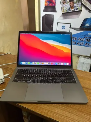 Laptop Apple MacBook Pro 2017 8GB Intel Core I5 SSD 256GB