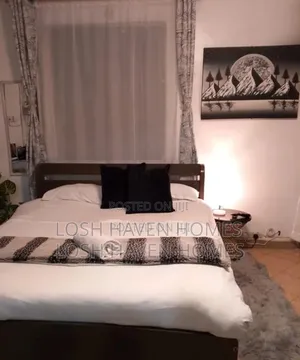 Grey Luxe Studio Airbnb in Roysambu TRM Drive
