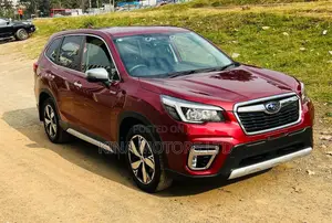Subaru Forester 2018 Maroon
