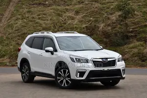 Subaru Forester 2018 White