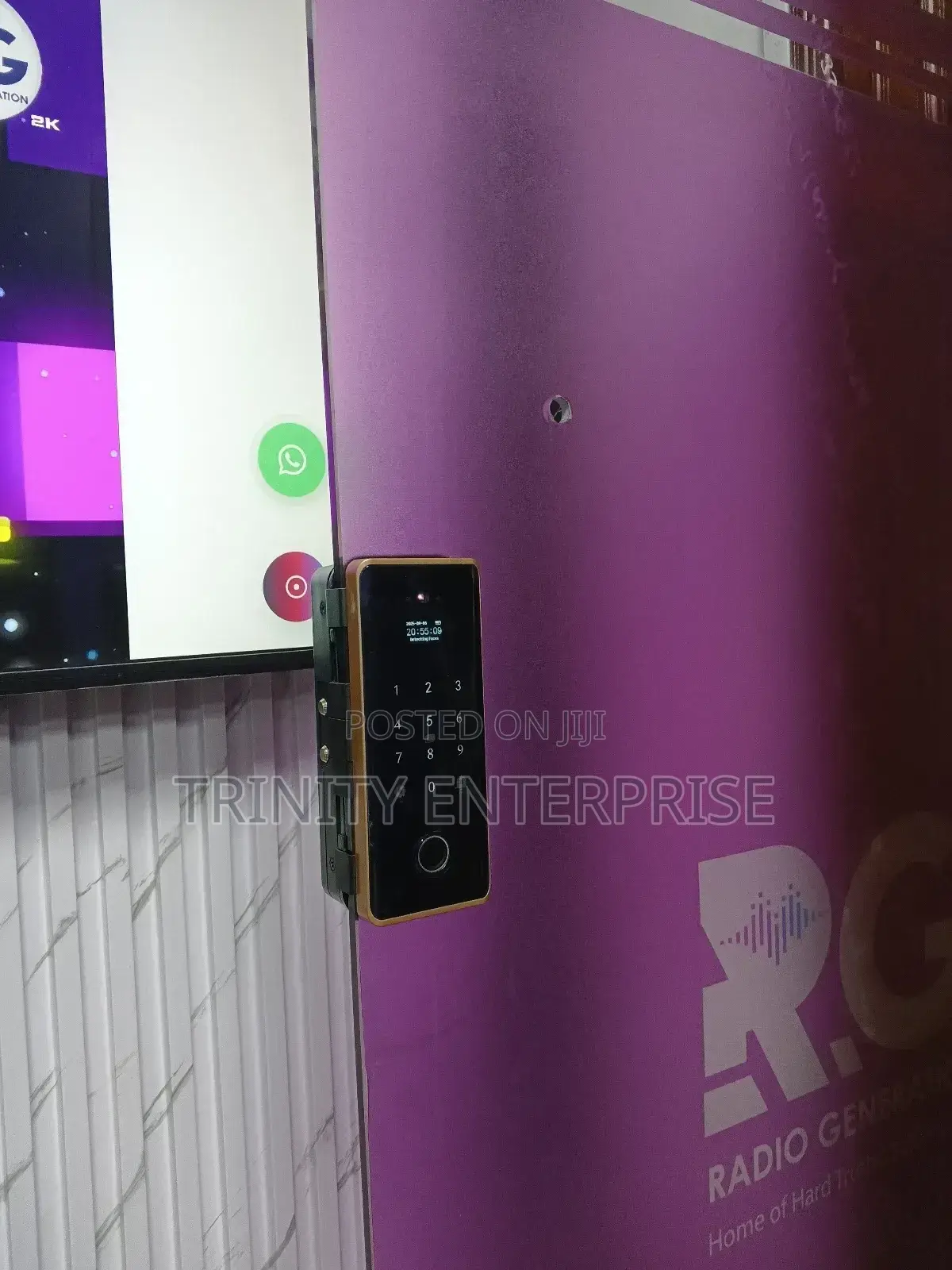 Intelligent Glass Door Lock