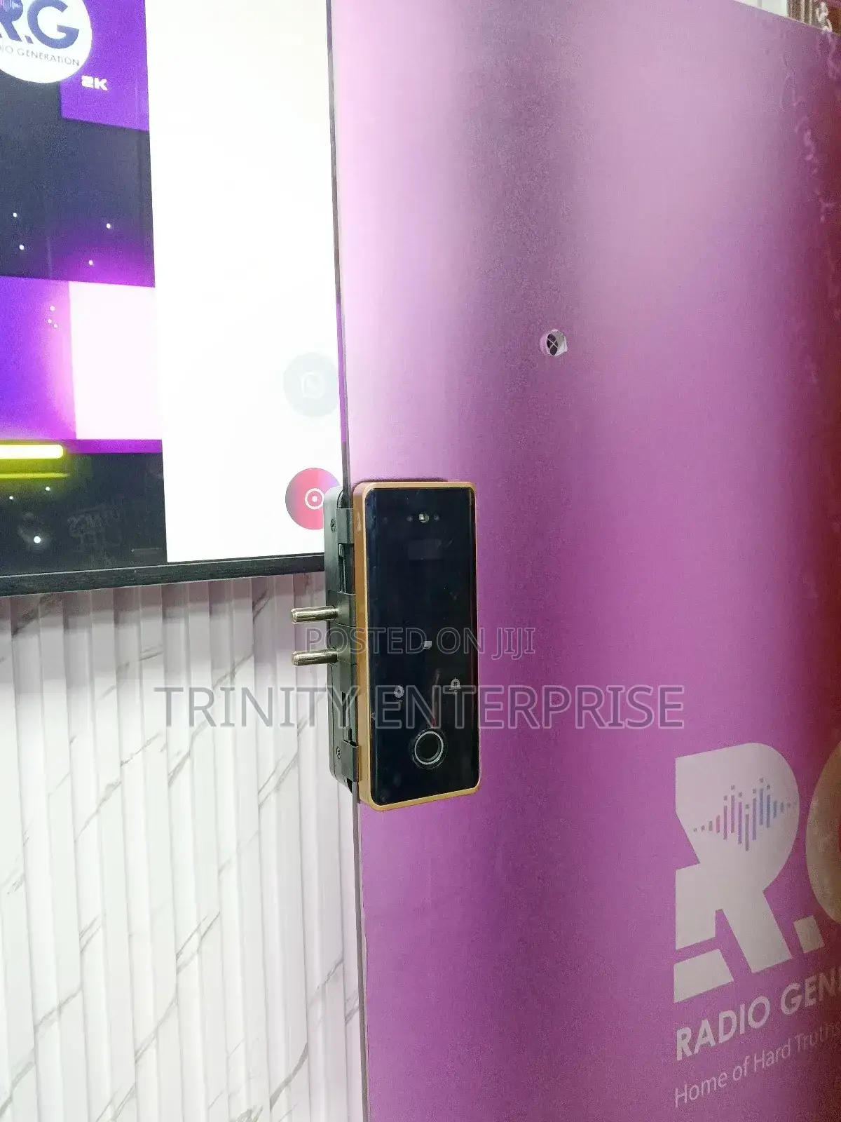 Intelligent Glass Door Lock